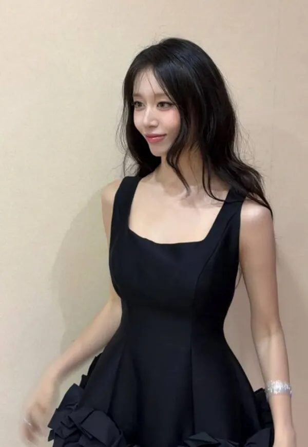 T-ara Jiyeon hoạt động tích cực trên mạng xã hội, tự tin khoe vẻ đẹp sau khi ly hôn Hwang Je-gyun