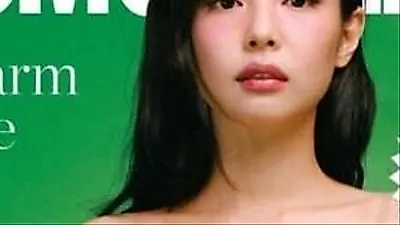 BLACKPINK ジェニー、小柄な体型への葛藤を告白「大きく見せたいという強迫観念があった」