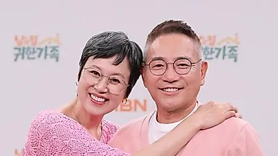 Park Mi-sun Returns as a Regular Variety MC 18 Months After Breast Cancer, Joined by Lee …