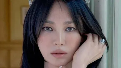 Song Hye-kyo gây sốt với những bức ảnh B-cut cực phẩm không đối thủ