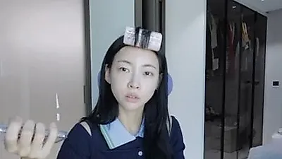 'Track Karina' Kim Min-ji Says Her Home Was Exposed After 'Single's Inferno 5'