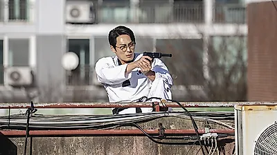 'Manager Kim' Kim Dae-hoon, an action star beyond the Hakssi Uncle image from 'When Life …