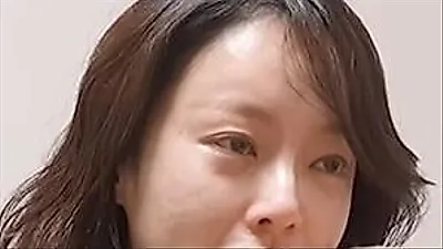 Hwang Jung Eum gây sốc khi xem bói: 'Thịnh vượng và tổn thương đều vì tiền'