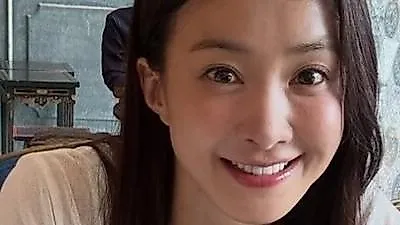 Lee Si-young to spend a month in Canada with her son