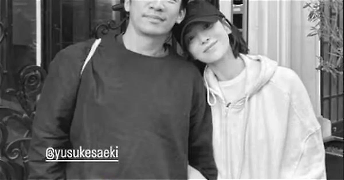 ソン・ヘギョ、日本のメイクアップアーティストと親密な姿を公開―長年の友情を証明