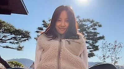 Phòng tập yoga của Lee Hyori nhấn mạnh quy tắc ứng xử: Hãy cuộn thảm gọn gàng
