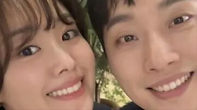 Song Ji-eun and Park Wi close comment sections amid KTX controversy