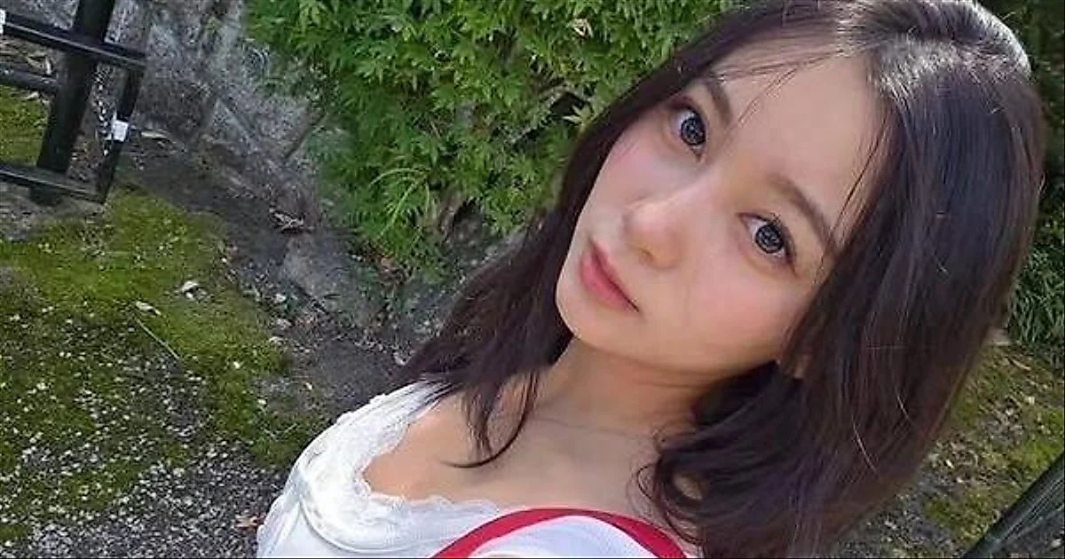 Kal So Won của 'Điều Kì Diệu Ở Phòng Giam Số 7' khoe nhan sắc trưởng thành