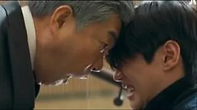 「新入社員カン会長」イ・ジュニョン＆ソン・ヒョンジュ、頭突き事故で魂が入れ替わる