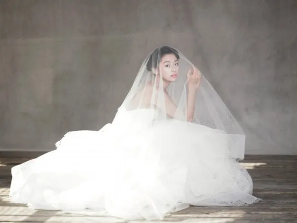 Jun Ji-hyun, vẻ đẹp không đổi dù xem lại bộ ảnh cưới từ 14 năm trước