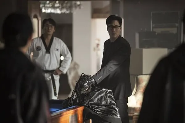 So Ji-sub and Choi Dae-hoon to Lead Action-Packed Narrative in 'Manager Kim'