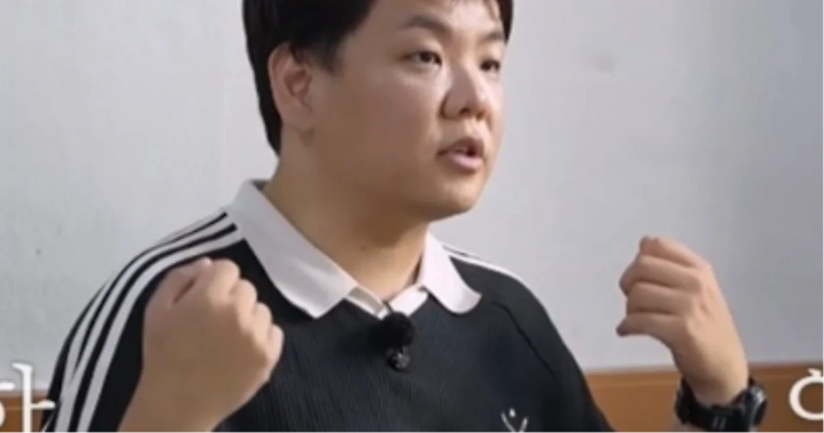 “Should I just strip to my underwear?” KwakTube’s passion for acting debut