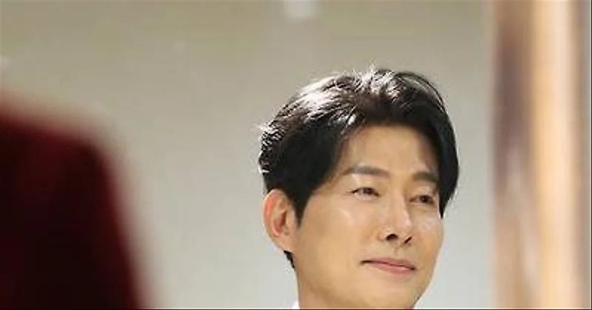 Ca sĩ Kim Yong-pil sẽ đứng trên sân khấu lớn tại LA sau 3 năm debut