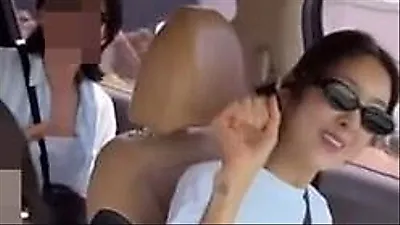 Kim Bin-woo bị chỉ trích vì nhảy múa khi đang lái xe: 'Tại sao phải lãng phí năng lượng đ…