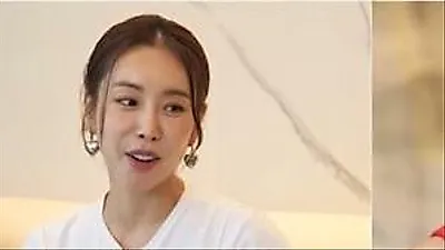 Han Da-gam mang thai tuần 27 ở tuổi 45: "Làm mẹ thật vĩ đại"