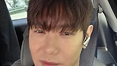 Hwanhee thay đổi diện mạo khi nhận cơm cuộn và canh củ cải bò từ mẹ