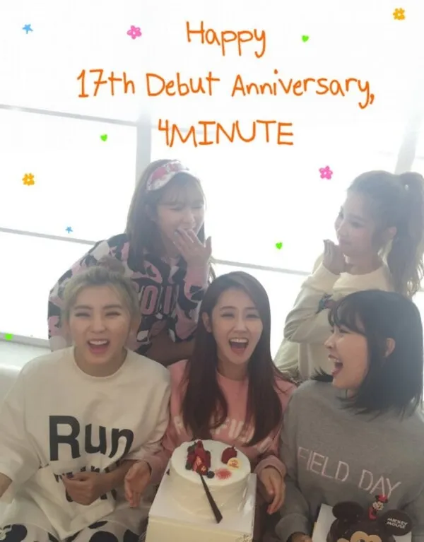 4Minute kỷ niệm 17 năm ra mắt: Hyuna vắng mặt trong buổi chúc mừng