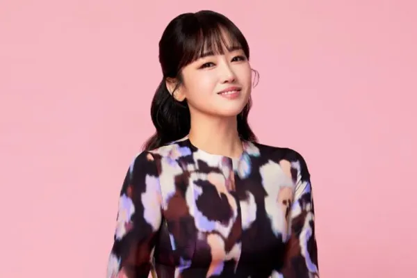 Shim Soo-bong Faces New Troubles: Following 'Cheopcheopsanjung,' Allegations Target Jung Mi-ae Surface