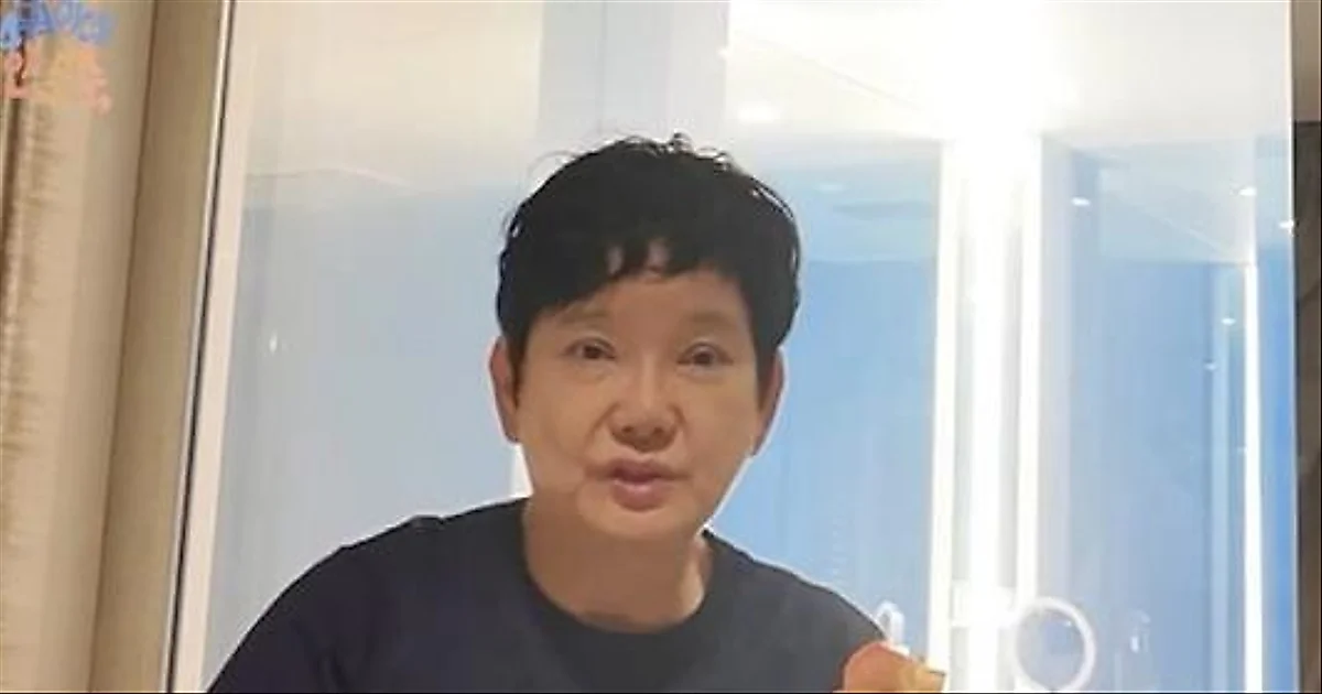 Ahn Moon Sook Refuses to Reveal Her Home, Citing Conservative Values and Pet's Well-being