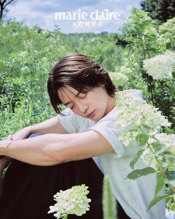 SHINee's Minho: Between the Freshness of Summer and the Warmth of Autumn