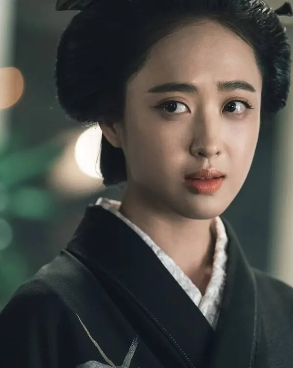 44-year-old Kim Min-jung evokes different values with Ha-young on Liberation Day—'Mr. Sunshine'