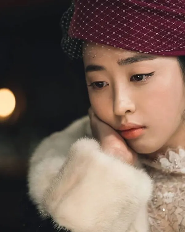 44-year-old Kim Min-jung evokes different values with Ha-young on Liberation Day—'Mr. Sunshine'