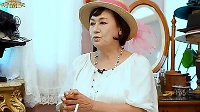 Park Won Sook bù đắp nỗi đau mất con bằng quà tặng cho cháu gái