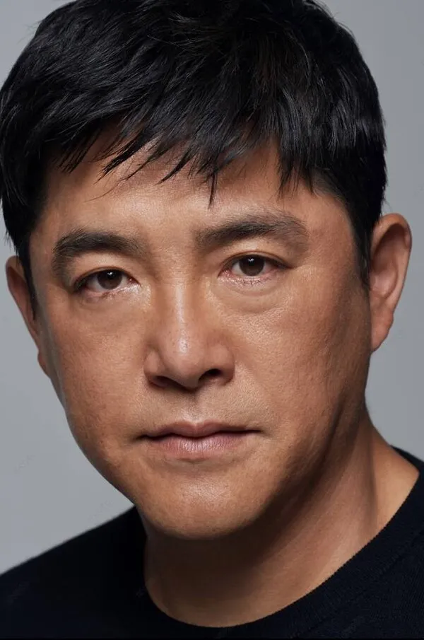 Lim Chul-hyung trở thành Thứ trưởng Bộ An ninh Quốc gia trong phim 'Kim Bu-jang', đứng giữa tâm điểm quyền lực chính trị