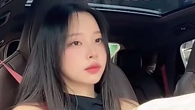 Lee Sol-yi Addresses Divorce Rumors Following Deep Reflections on Relationships