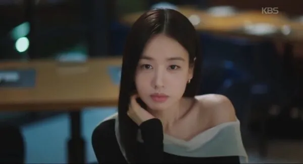Seo Kang-joon và Ahn Eun-jin vừa đính hôn thì Lee Ju-an và Cho A-ram bất ngờ xuất hiện