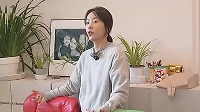Hwang Jung-eum tiết lộ chiếc ghế của chồng cũ đã dùng 10 năm: 'Nó cực kỳ đắt tiền'