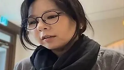 Kwak Jung-eun, 47 tuổi: Ăn một mình tại khách sạn 5 sao là cách tôi tự chăm sóc bản thân