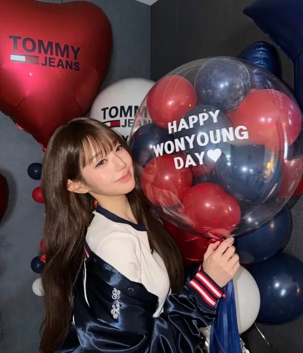 Brands Flood Jang Won-young with Gifts for Her 22nd Birthday: 'Today is Fairy Day'
