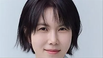Gong Min-jeung tỏa sáng rực rỡ với profile mới sau khi kết hôn và sinh con