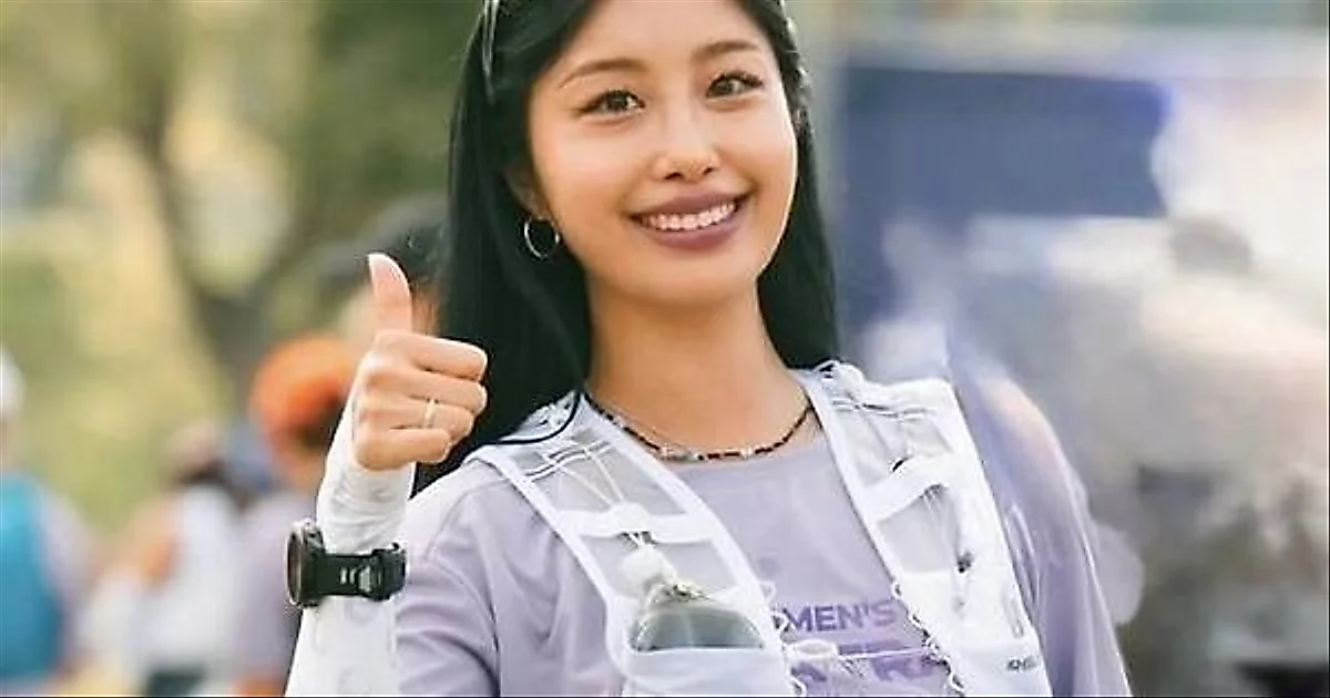 Kwak Seon-hui shows off toned physique in recent running photos
