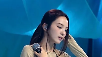 Song So-hee lột xác thành ca sĩ - nhạc sĩ trưởng thành đầy táo bạo