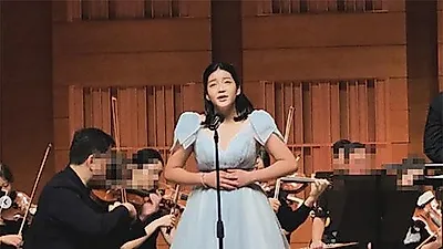 godキム・テウの娘ジユル、将来有望な才能を披露　父譲りの舞台掌握力