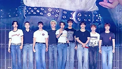 SEVENTEEN Attracts 180,000 Fans at Japanese Dome Fan-meeting Series