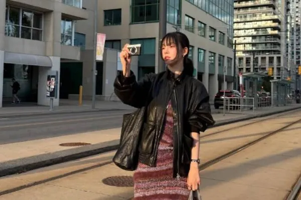 aespa Karina's True Colors: Reading, Wandering, and Contemplation are Part of Her Daily Life
