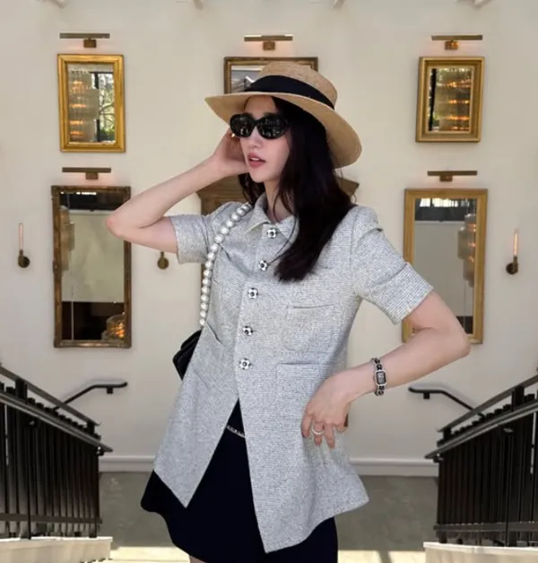 Ám chỉ tấn công Ko Young-wook? Park Ha-sun khoe túi Chanel kết hợp mũ Coupang: “Tôi thích phong cách High-Low”