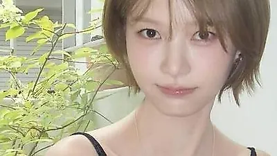 Lim Hyun-ju transforms with chic new short haircut