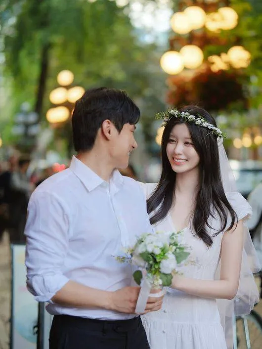 Soy (gugudan) kết hôn vào tháng 8 với chú rể là luật sư sau lời cầu hôn đầy bất ngờ