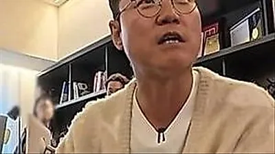 Lee Seo Jin thay đổi hình tượng, tung nước đi mới trong 'Secretary Team 2'