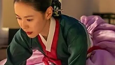 Son Ye Jin trở lại phim cổ trang với 'Snow White's Revenge'