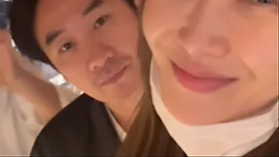 ユン・ヘジン、夫オム・テウンから結婚記念日のたびに贈られる「Cブランド」の指輪を公開