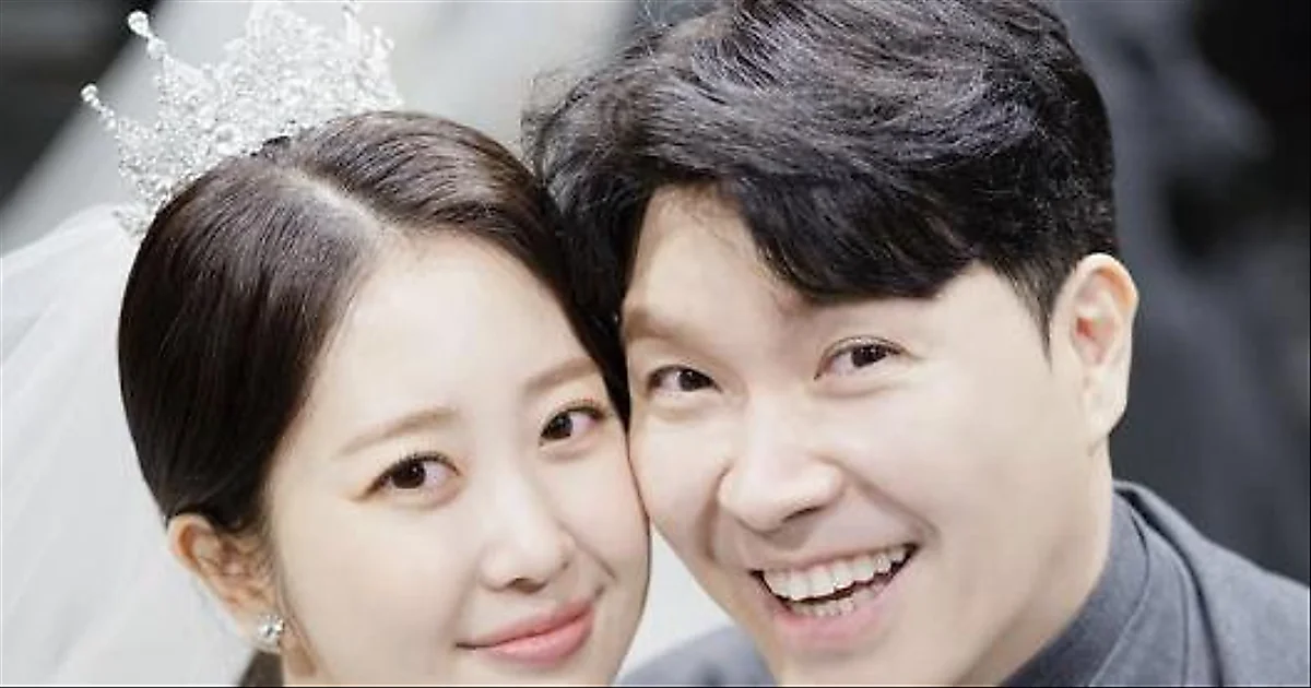 Park Soo Hong and Kim Da Ye return to spotlight after flight controversy