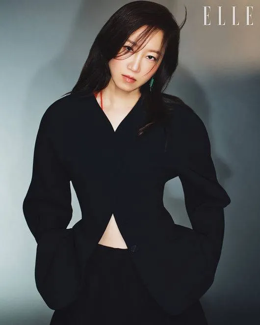 Lee Yeon's Undeniable Charisma: The Transformation of the Four Mothers in 'Gyeongju Trip'