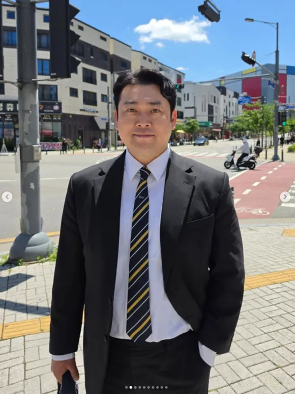 Comedian Lee Seon-min Declares Quit Smoking with 30 Million Won Bounty on Witnesses