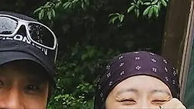 チョン・ヘジンとイ・チョニ、結婚16年目の変わらぬ愛情を披露。