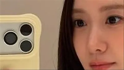Im Yoon-ah gây bùng nổ nhan sắc khi cắt tóc dài